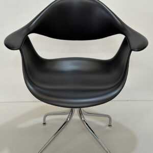 VINTAGE NELSON Swag Leg ArmChair Negra